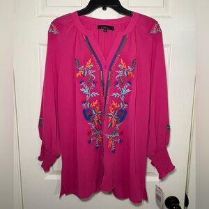 NWT - Calessa Pink Embroidered Round VNeck BOHO Tunic